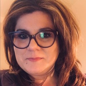 Meet your Posher, Vivian